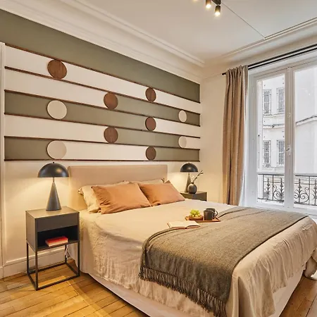 Avina - 3 A Trocadero Apartment